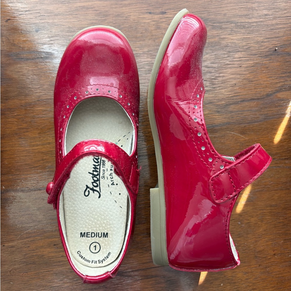 FootMates "Emma" Girls' Red Patent Mary Jane Shoes
